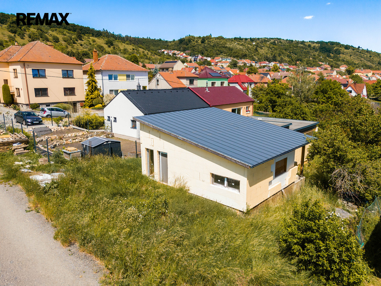 Prodej domu 117 m² s pozemkem 885 m² – pohled 2