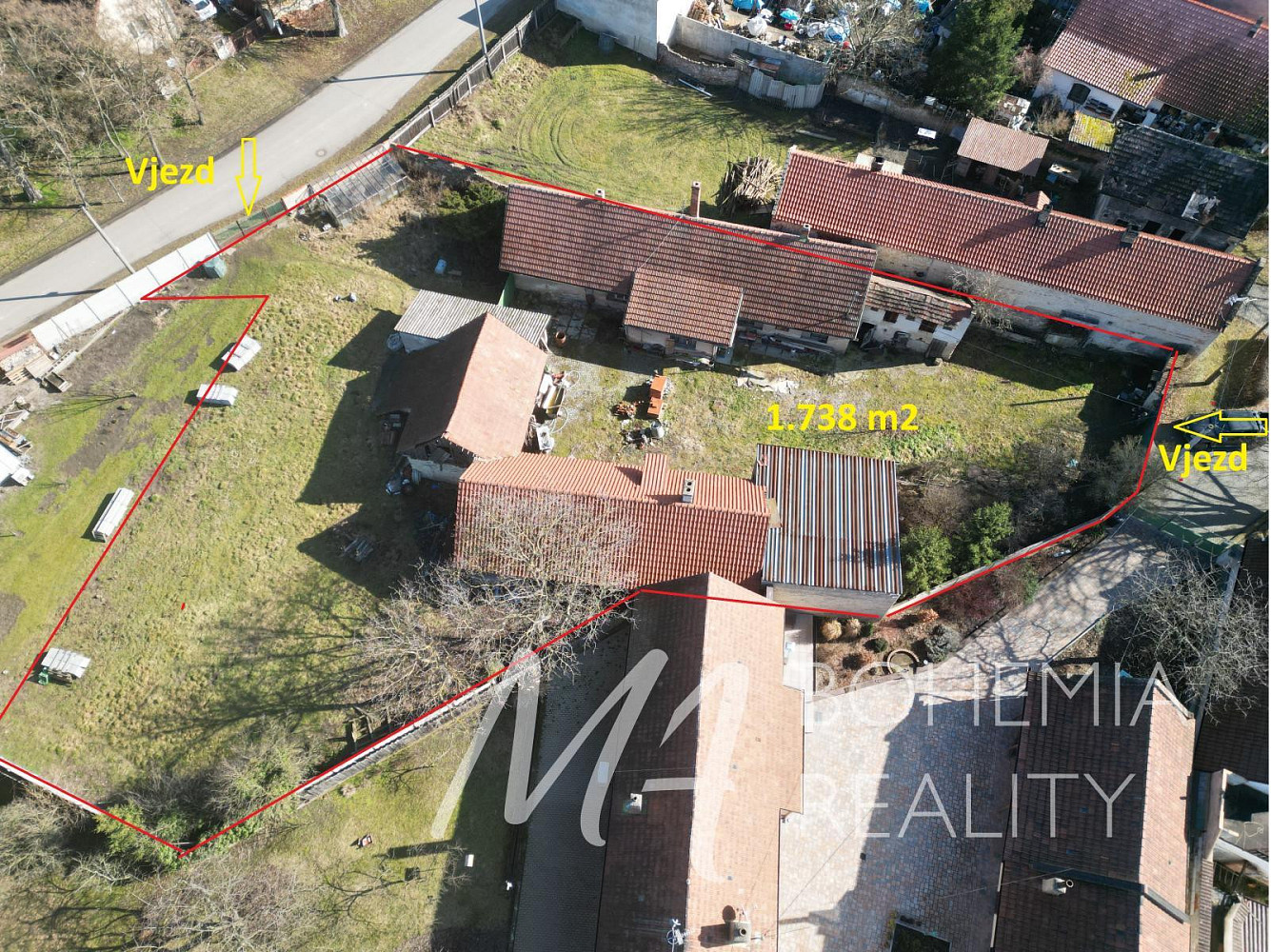 Prodej domu 300 m² s pozemkem 1 738 m²
