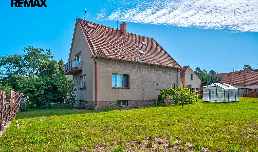 Prodej domu 260 m² s pozemkem 839 m², Vědomice – náhled fotky 4