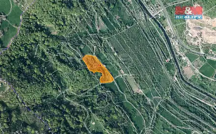 Prodej louky 14 355 m², Malá Veleň, okres Děčín