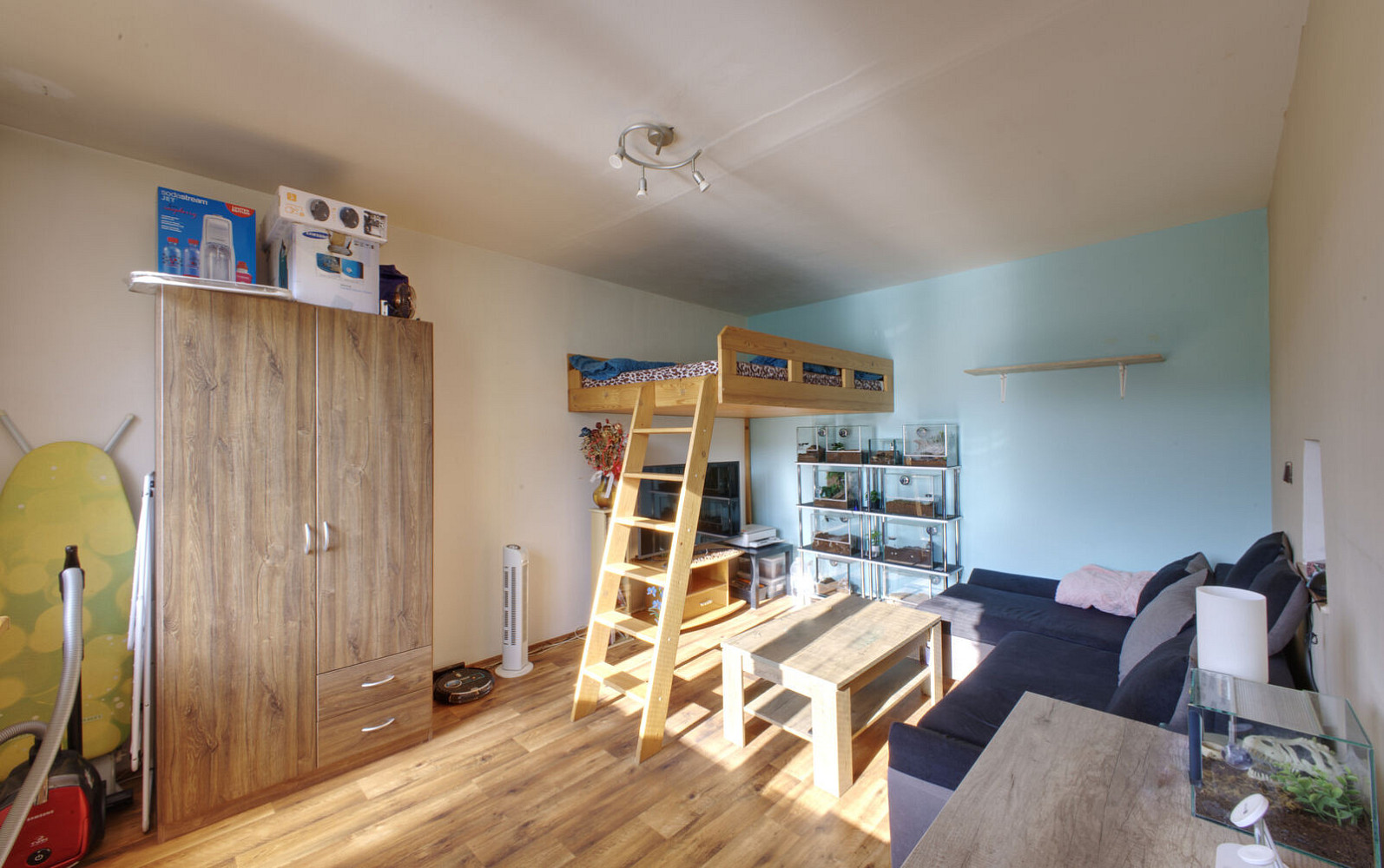 Pronájem bytu 1+1 37 m² – fotografie 2