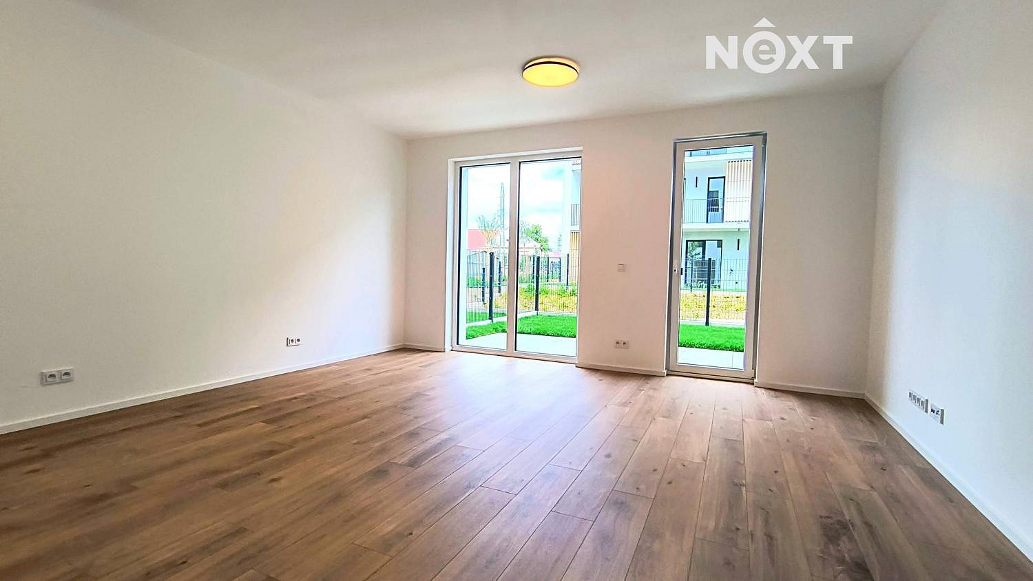Pronájem bytu 1+kk 33 m² — photo 3