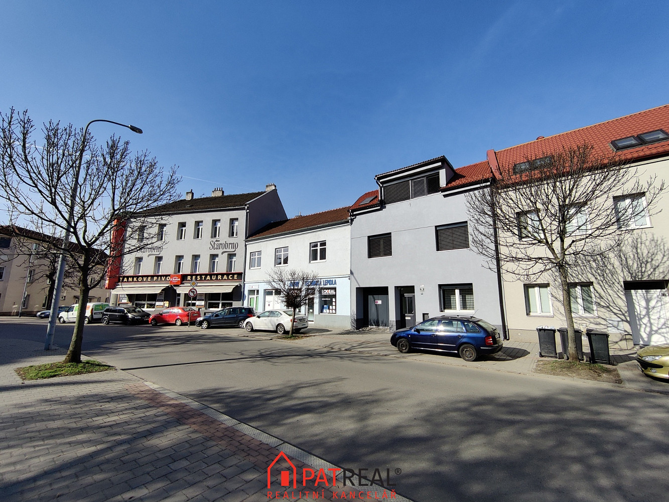 Pronájem kanceláře 57 m² — photo 2