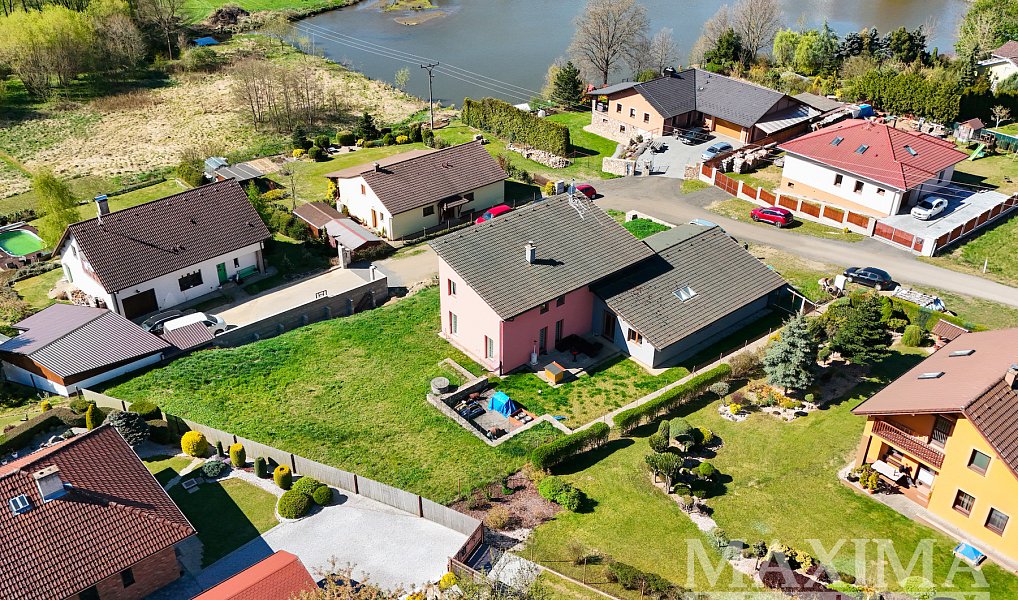 Prodej domu 250 m² s pozemkem 1 421 m², Sedlec-Prčice – náhled fotky 27