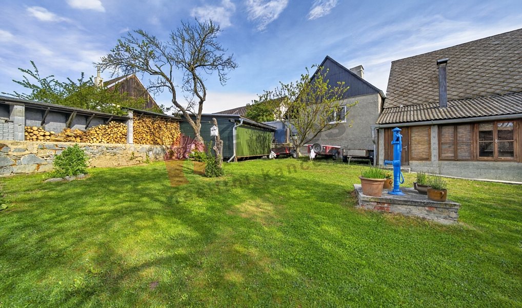 Prodej domu 271 m² s pozemkem 1 077 m², Rožmitál pod Třemšínem – náhled fotky 4