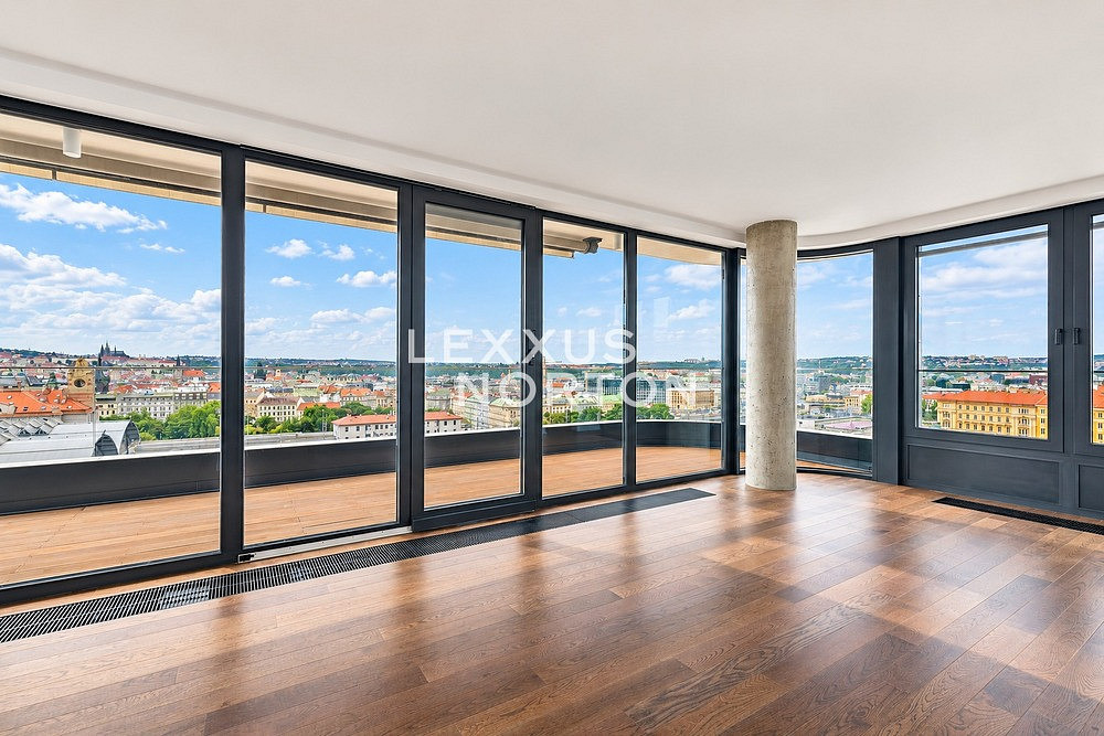 Pronájem bytu 5+kk 227 m² – fotografie 3