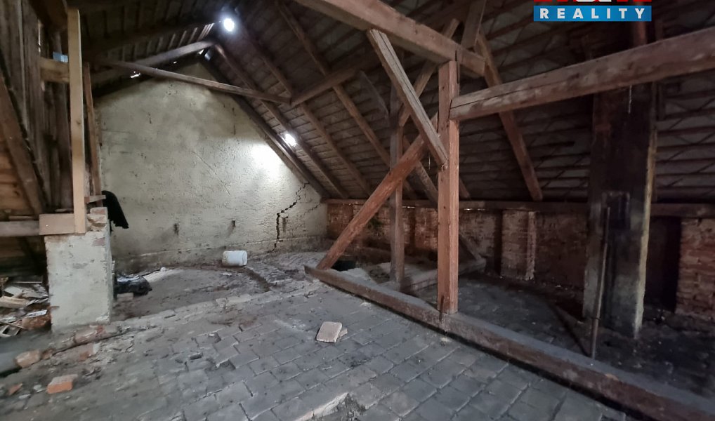 Prodej domu 361 m² s pozemkem 210 m², Radiměř – náhled fotky 13