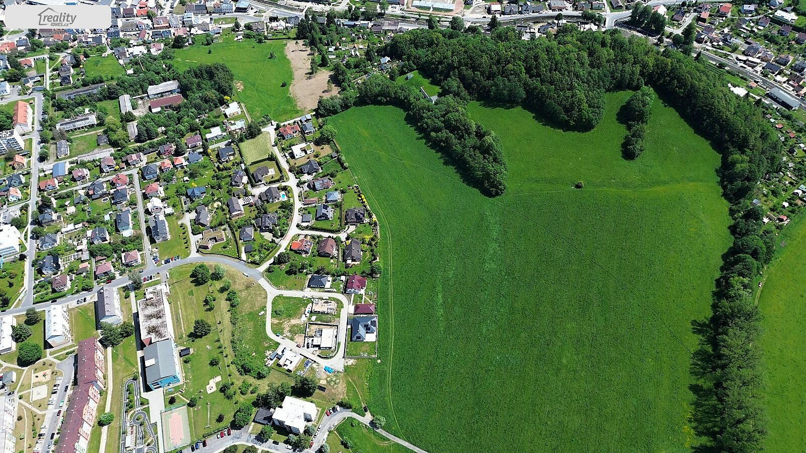 Prodej stavebního pozemku 62 000 m² – další