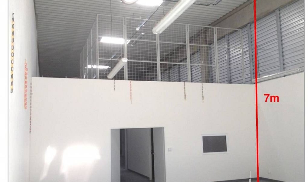 Pronájem skladovacích prostor 205 m², Praha – náhled fotky 4