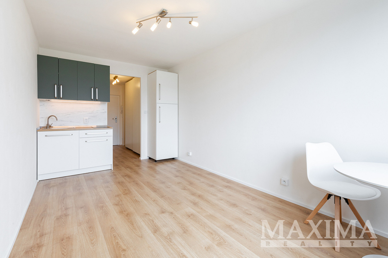 Pronájem bytu 1+kk 24 m² — photo 4