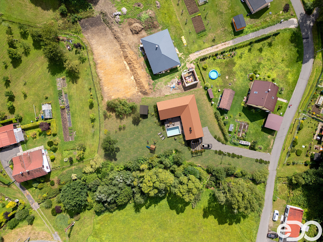 Prodej stavebního pozemku 2 393 m² – fotografie 4
