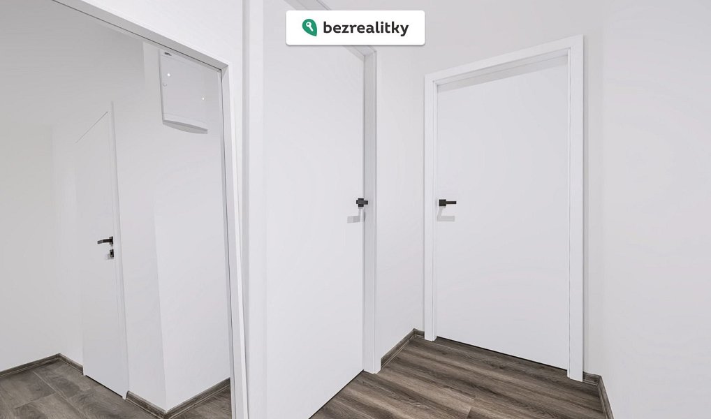 Prodej bytu 2+kk 45 m², Praha – náhled fotky 10