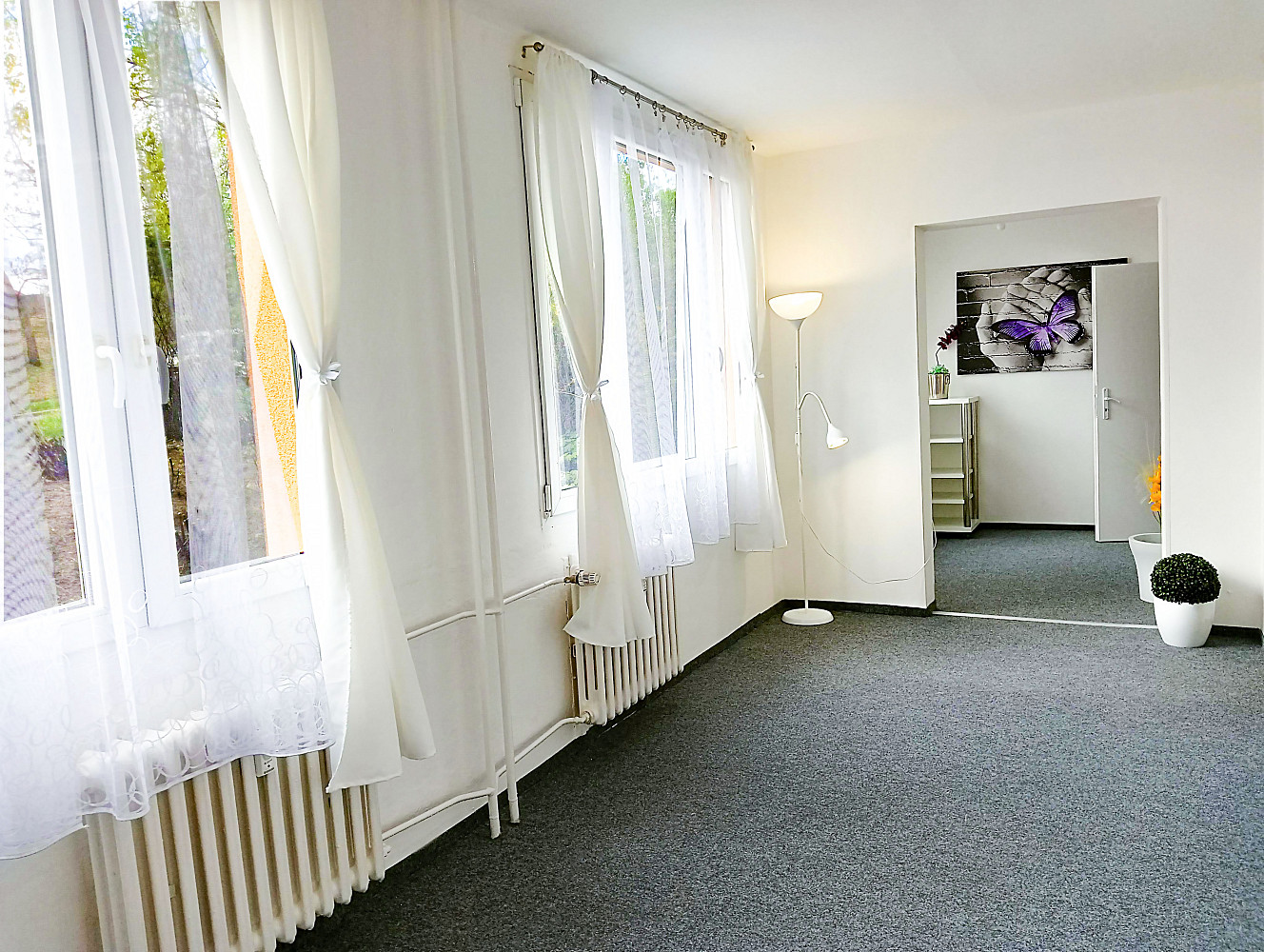Pronájem pokoje 91 m² – fotografie 5