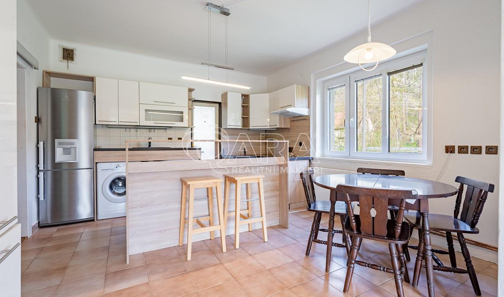Prodej domu 312 m² s pozemkem 3 785 m², Beroun – náhled fotky 10