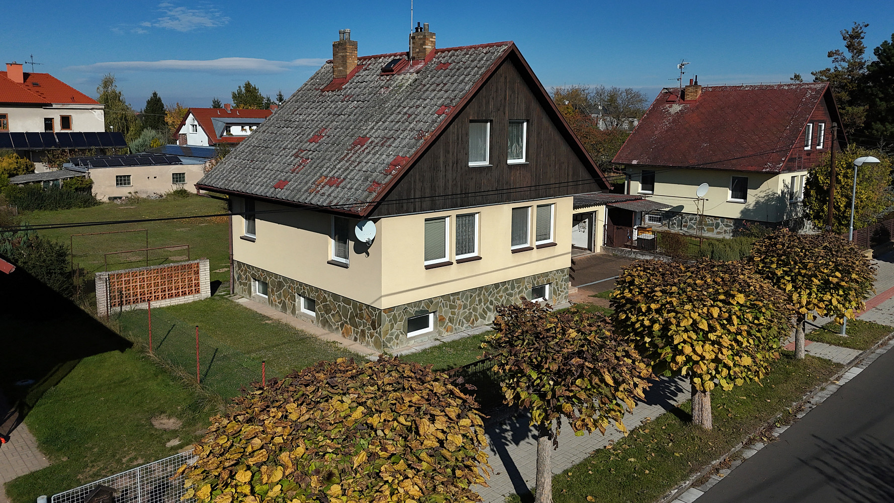 Prodej domu 194 m² s pozemkem 905 m²