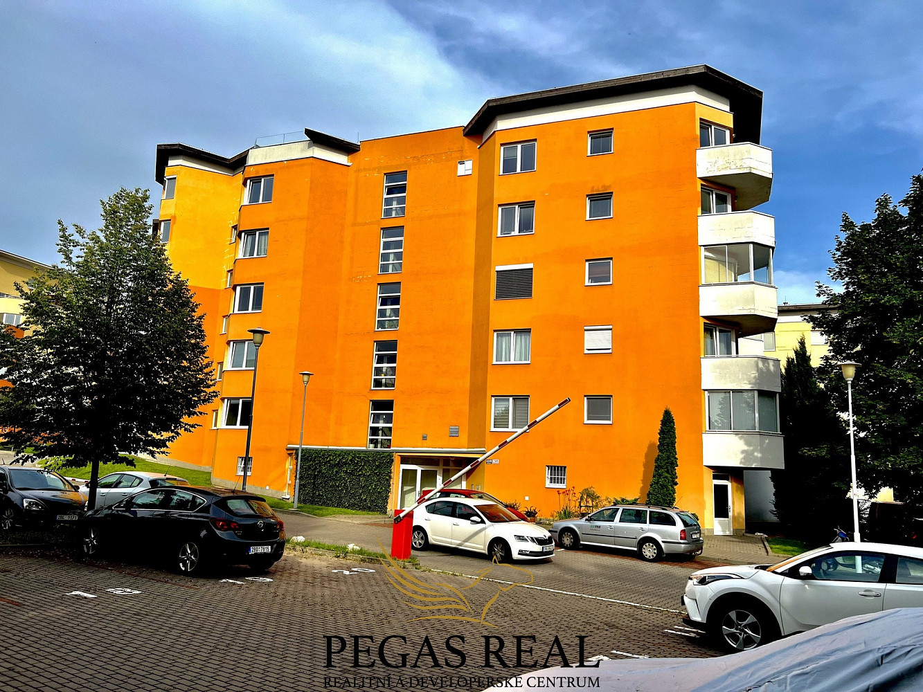 Pronájem bytu 1+kk 40 m²