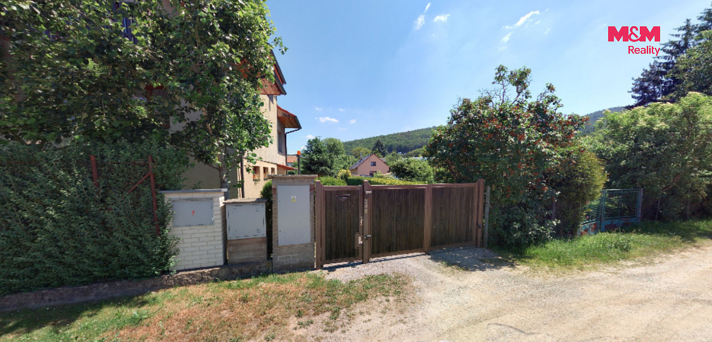 Prodej stavebního pozemku 600 m² – fotografie 3