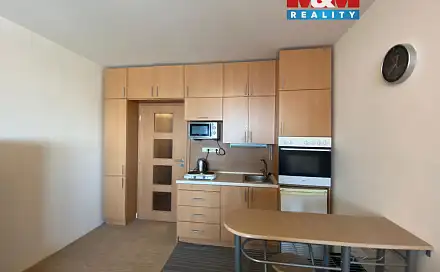 Pronájem bytu 1+kk 30 m²