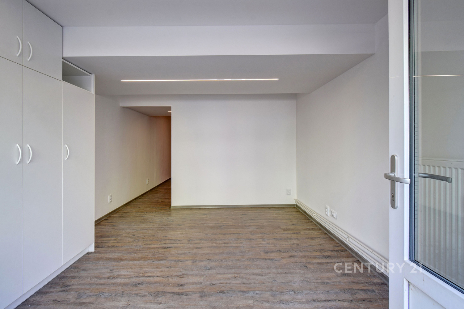 Prodej kanceláře 39 m² – fotografie 3