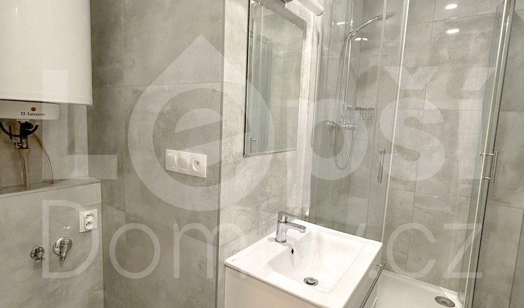 Prodej bytu 2+1 55 m², Žulová – náhled fotky 8
