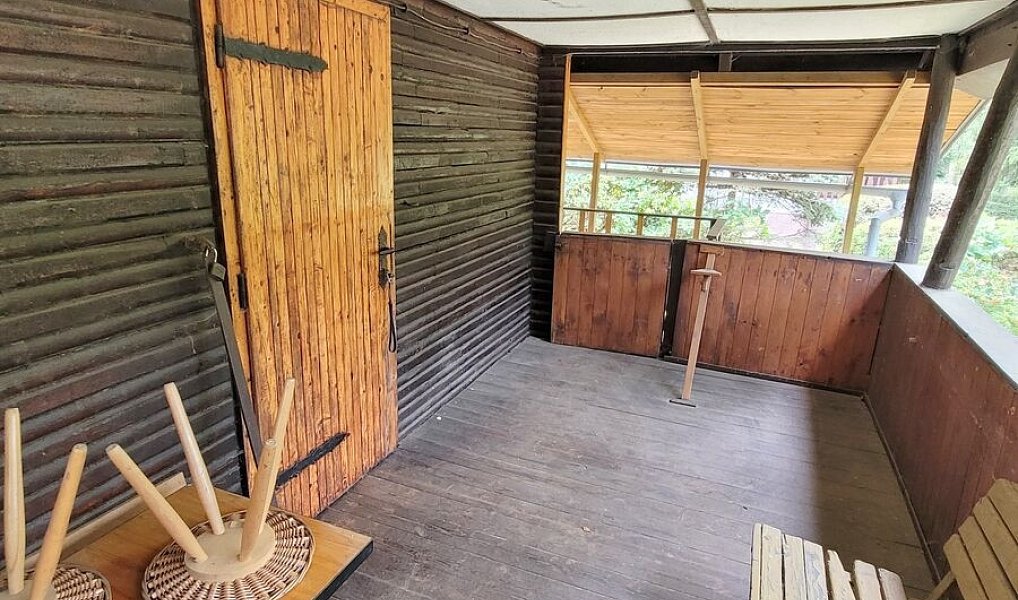 Prodej chaty/chalupy 60 m² s pozemkem 458 m², Jesenice – náhled fotky 9
