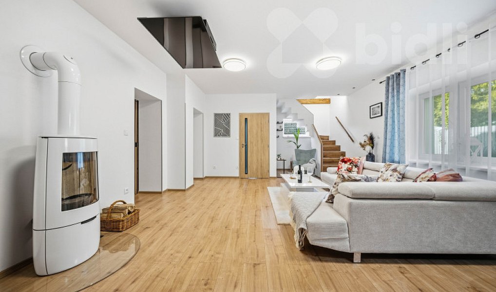 Prodej domu 210 m² s pozemkem 835 m², Jeníkovice – náhled fotky 7