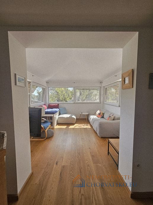 Prodej bytu 2+kk 65 m² – pohled 3