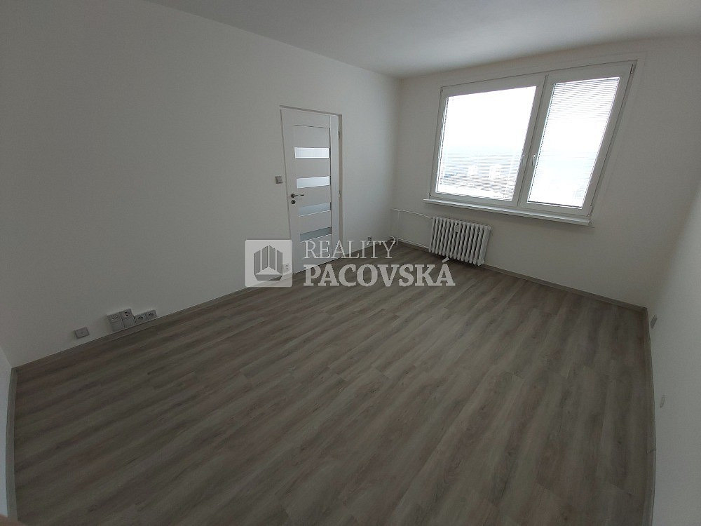 Pronájem bytu 2+kk 35 m² – pohled 5