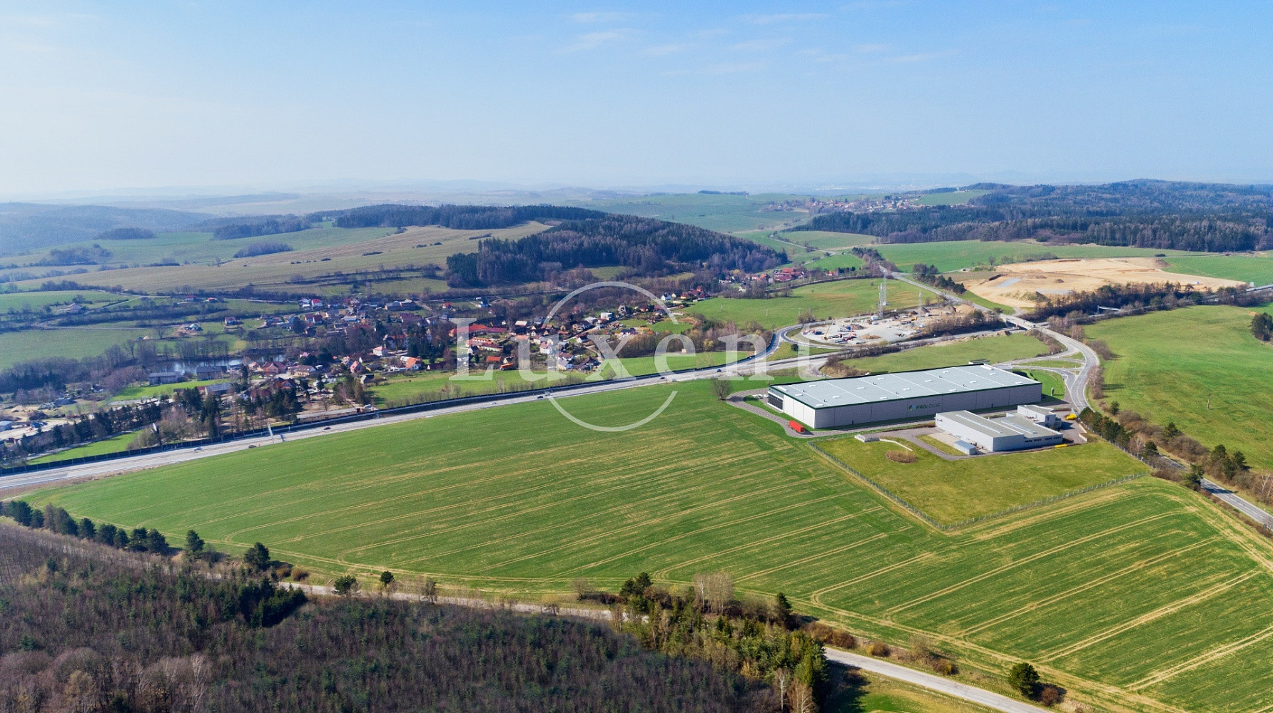 Pronájem skladovacích prostor 20 570 m² – fotografie 2