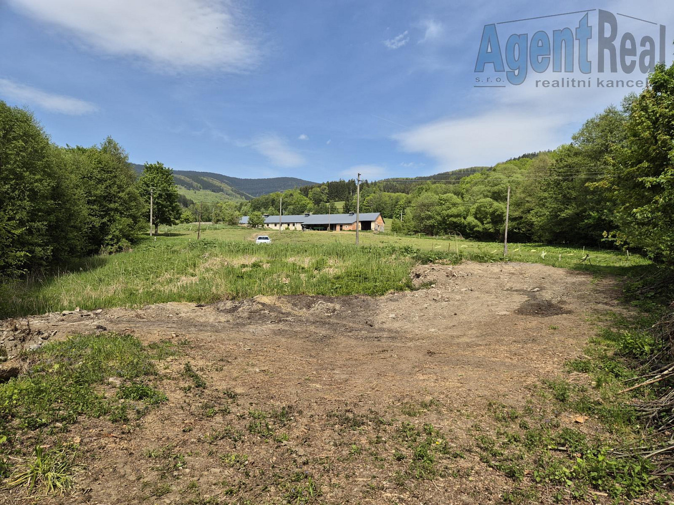 Prodej pozemku ve Vernířovicích (14.183 m²) – další