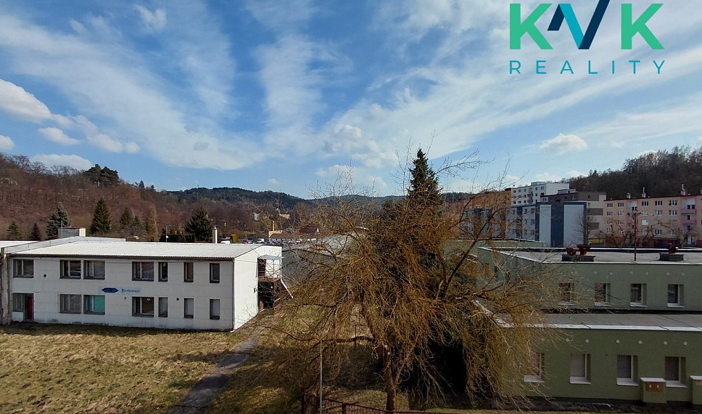 Prodej bytu 3+1 70 m², Loket – náhled fotky 11