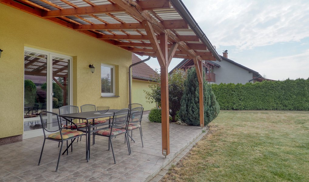Prodej domu 145 m² s pozemkem 835 m², Zvole – náhled fotky 23