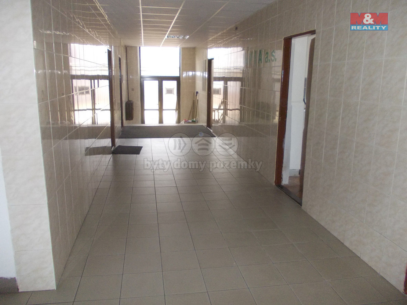 Pronájem kanceláře 250 m²