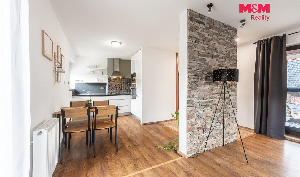 Prodej domu 170 m² s pozemkem 534 m², Pozlovice – náhled fotky 19