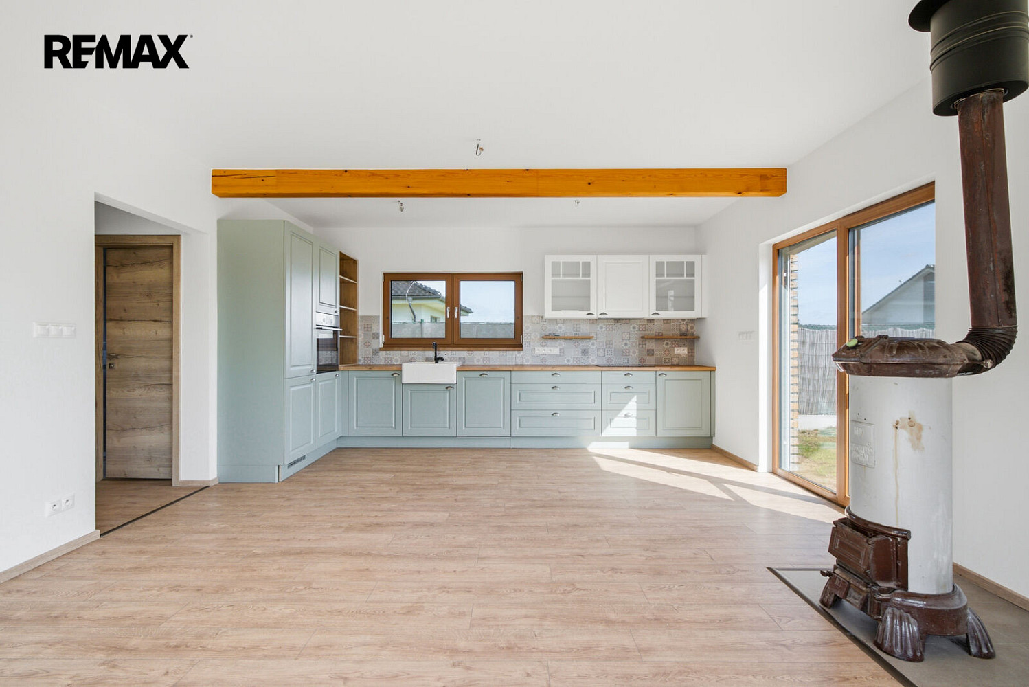 Prodej domu 85 m² s pozemkem 3 925 m² – fotografie 2