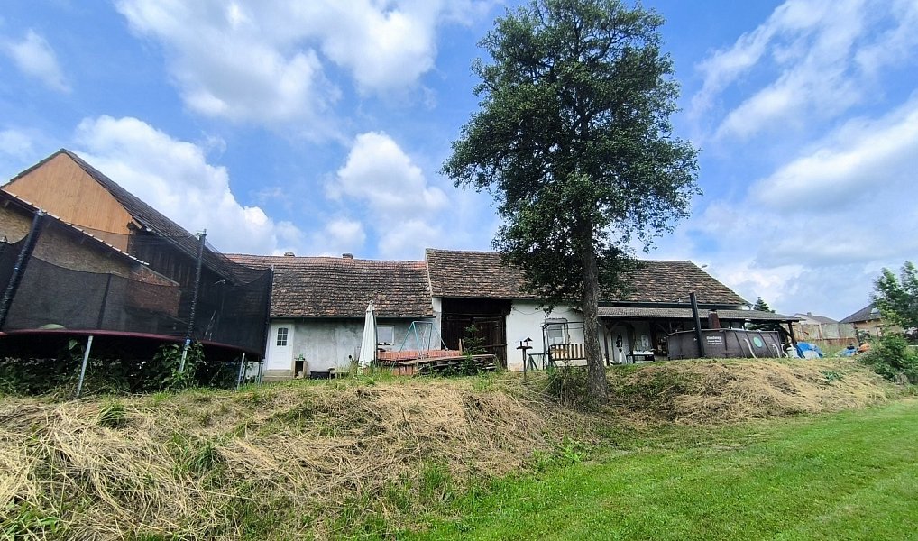 Prodej domu 400 m² s pozemkem 2 476 m², Ledenice – náhled fotky 6