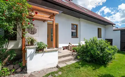 Prodej domu 136 m² s pozemkem 889 m², Netřebice, okres Český Krumlov