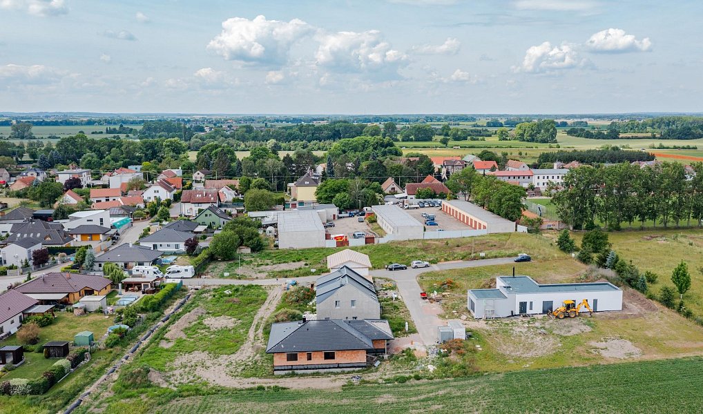Prodej domu 136 m² s pozemkem 428 m², Pardubice – náhled fotky 39