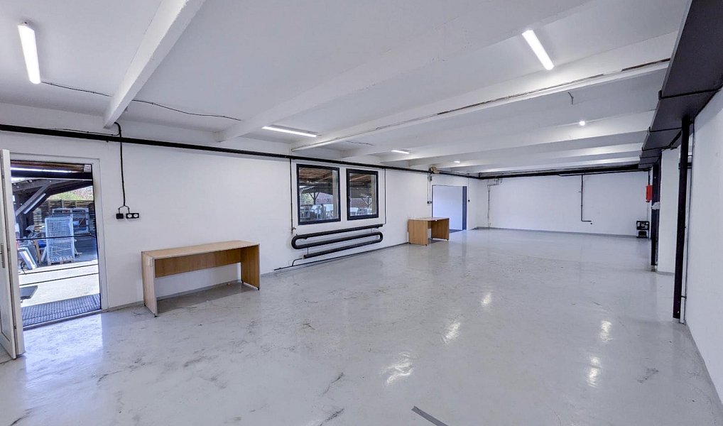Pronájem skladovacích prostor 198 m², Ledvice – náhled fotky 2