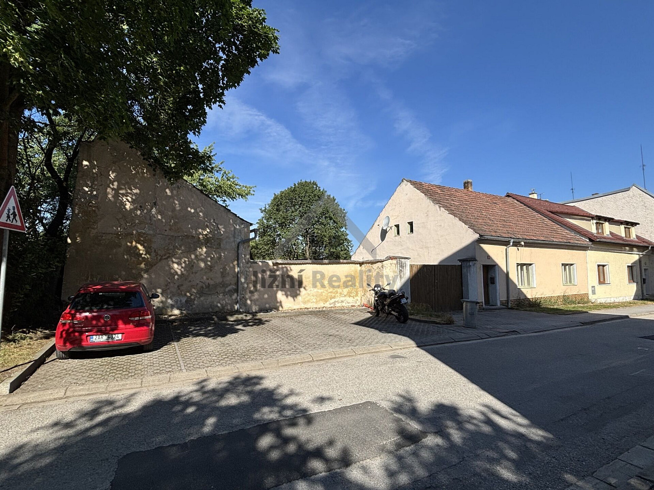Prodej domu 205 m² s pozemkem 641 m² — photo 2