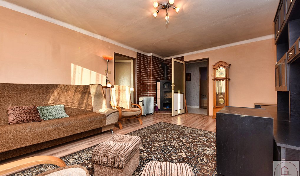 Prodej domu 240 m² s pozemkem 867 m², Černuc – náhled fotky 6