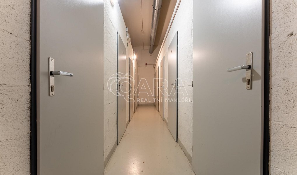 Prodej bytu 3+kk 79 m², Praha – náhled fotky 25