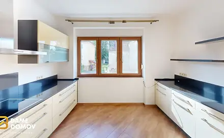 Pronájem bytu 3+1 77 m², Krátká, Hulín, okres Kroměříž