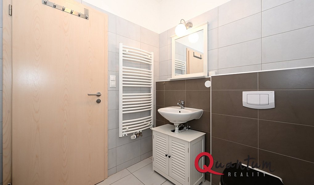 Pronájem bytu 2+kk 57 m², Praha – náhled fotky 15