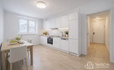 Prodej bytu 2+1 55 m², Slovenská, Sokolov