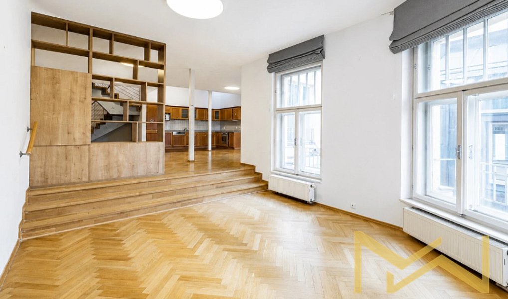 Pronájem bytu 5+kk 202 m², Praha – náhled fotky 2