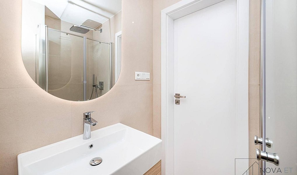 Pronájem bytu 3+kk 57 m², Praha – náhled fotky 21