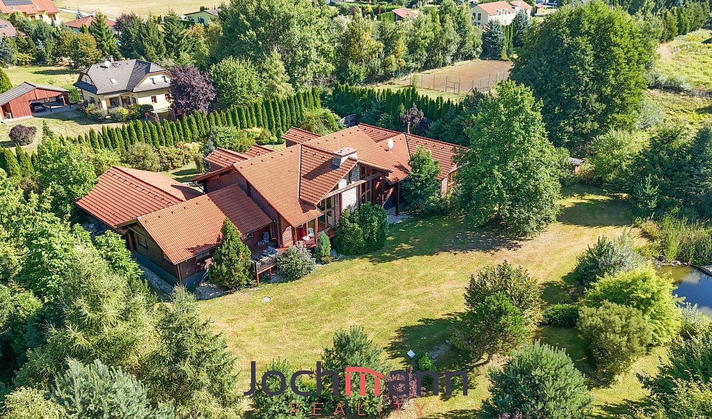 Prodej domu 800 m² s pozemkem 3 947 m², Trhové Sviny – náhled fotky 31