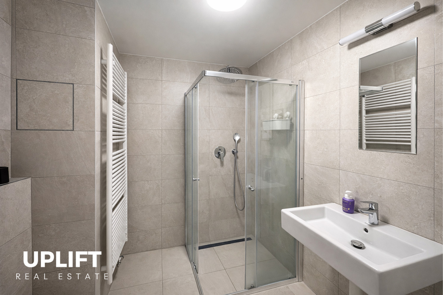 Pronájem bytu 2+kk 50 m² – fotografie 4