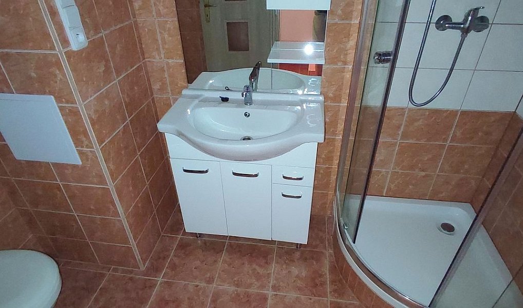 Pronájem bytu 2+kk 48 m², Cheb – náhled fotky 5